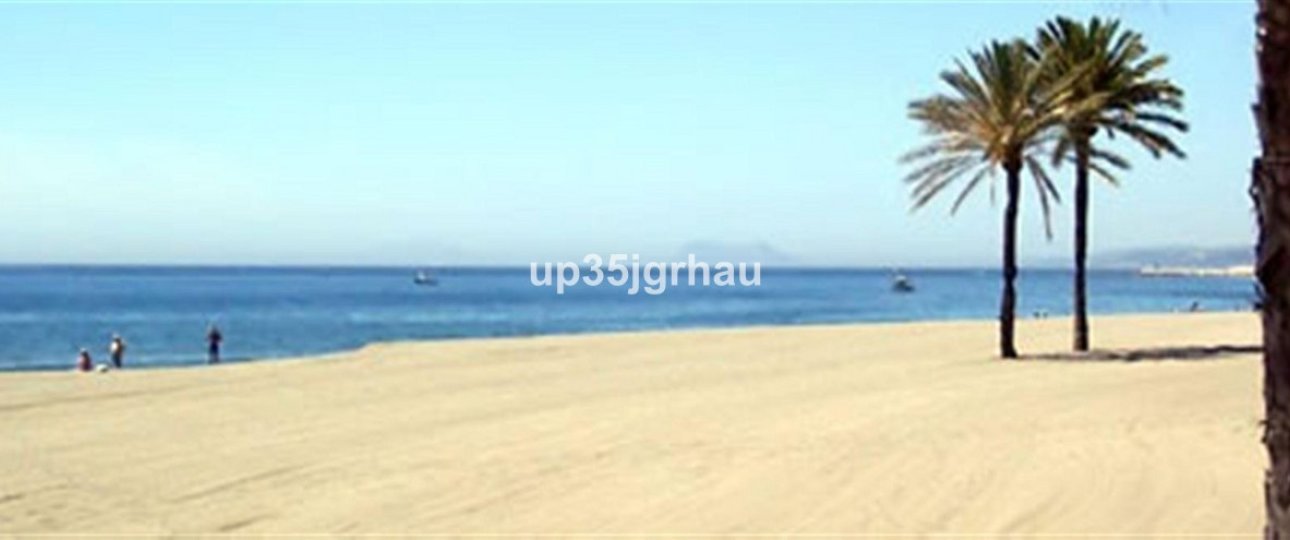 Wiederverkauf - Town house - Estepona - Estepona Centro
