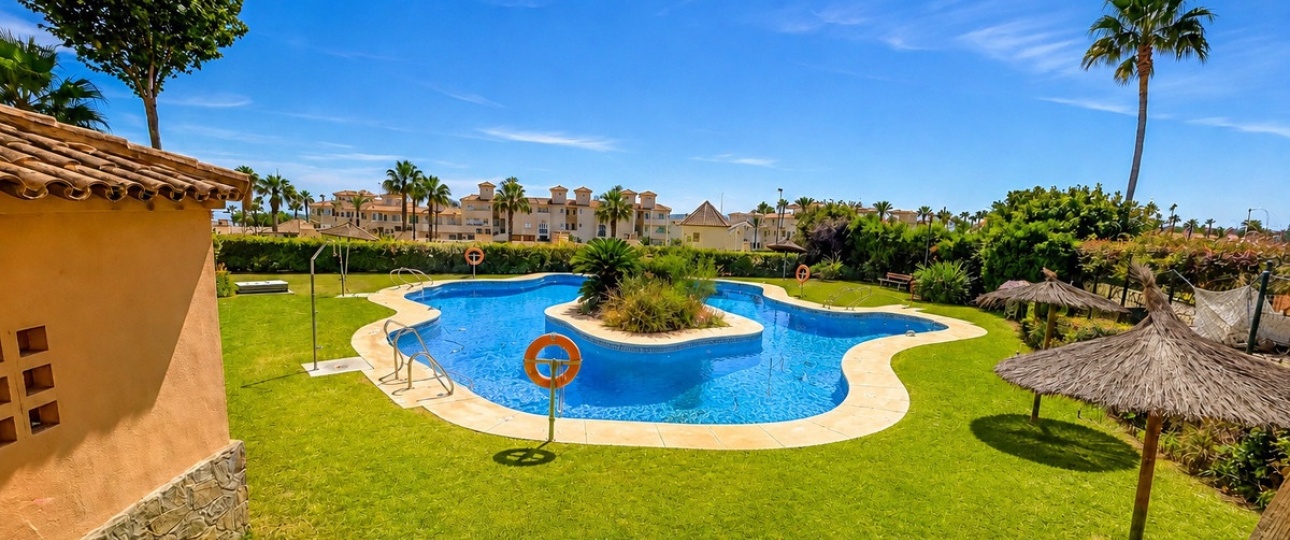 Wiederverkauf - Town house - Estepona - Estepona Centro