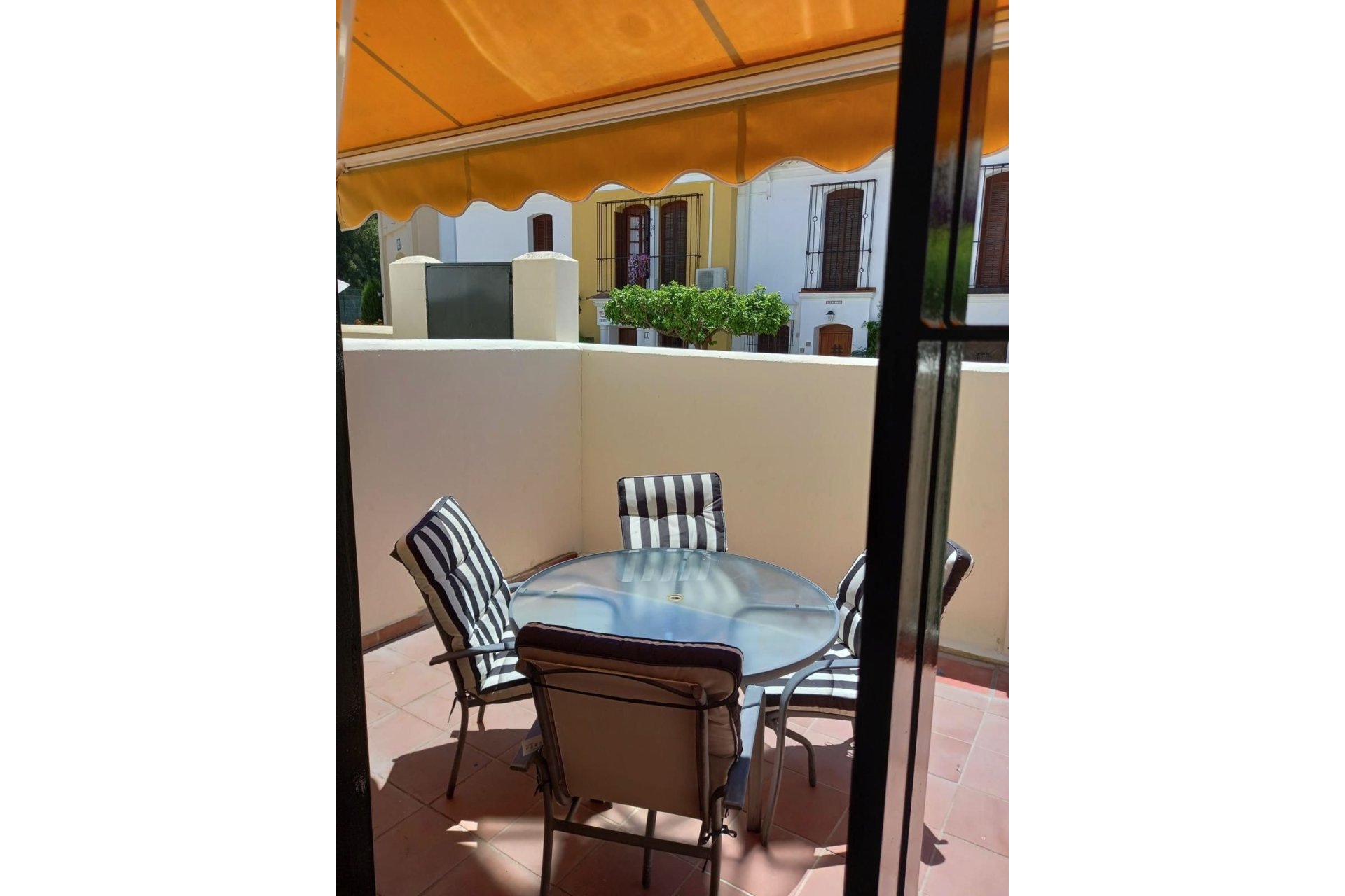 Wiederverkauf - Town house - Estepona - Estepona Centro