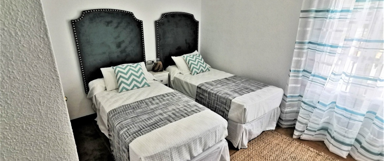 Wiederverkauf - Town house - Estepona - Estepona Centro