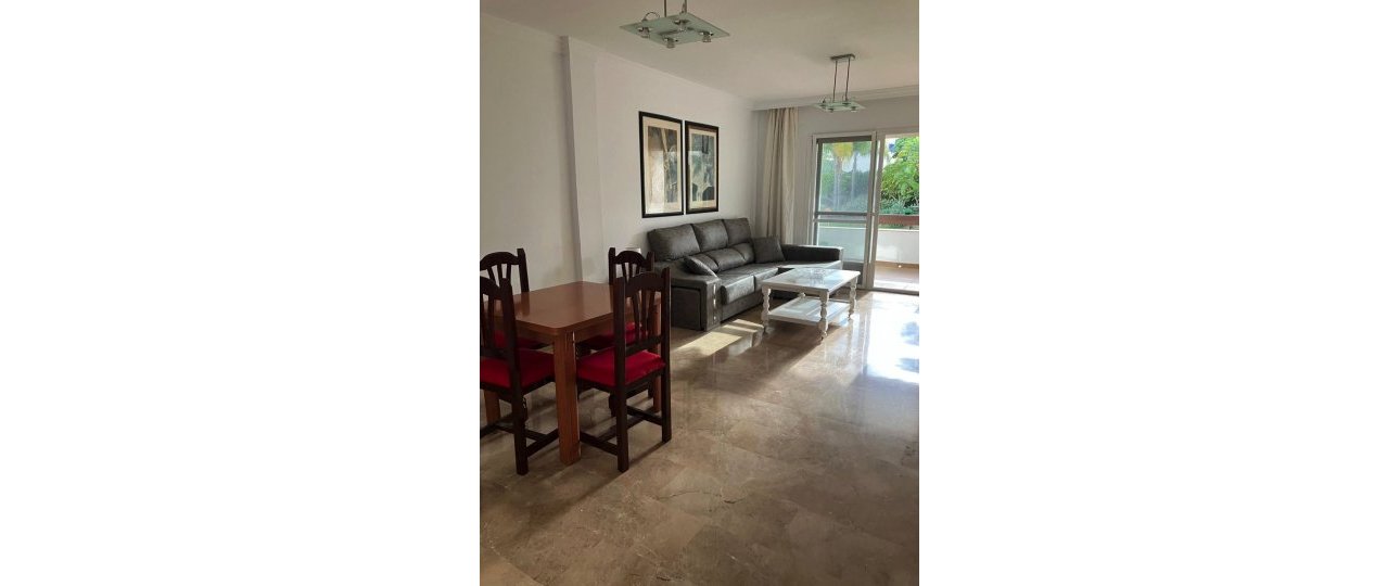 Wiederverkauf - Town house - Estepona - Estepona Centro
