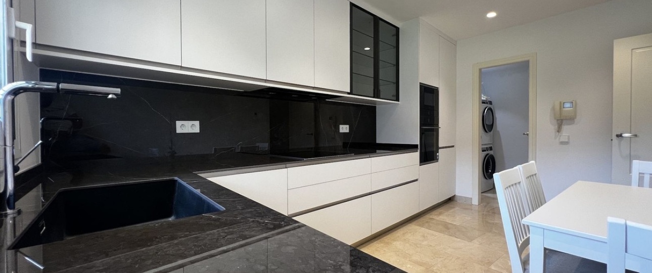 Wiederverkauf - Town house - Estepona - Estepona Centro