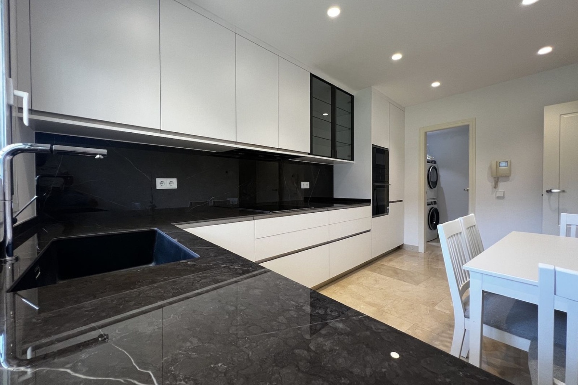 Wiederverkauf - Town house - Estepona - Estepona Centro