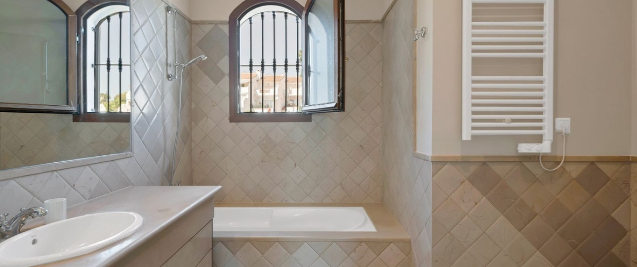 Wiederverkauf - Town house - Estepona - Estepona Centro
