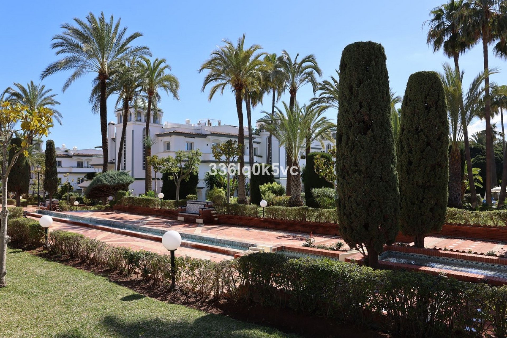 Wiederverkauf - Town house - Estepona - Estepona Centro