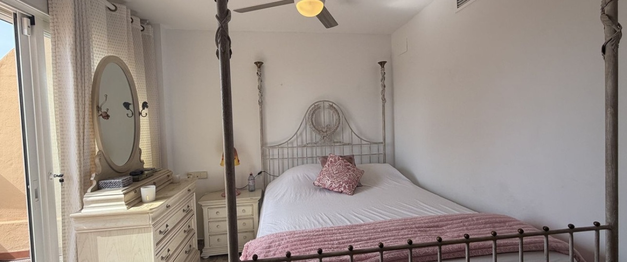 Wiederverkauf - Town house - Estepona - Estepona Centro