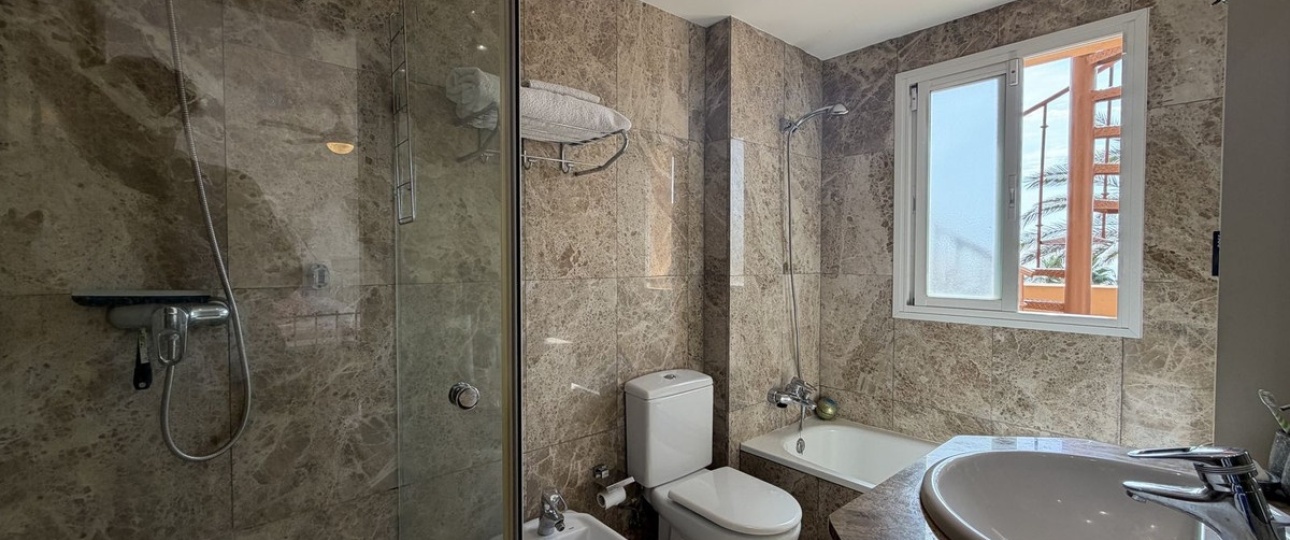 Wiederverkauf - Town house - Estepona - Estepona Centro