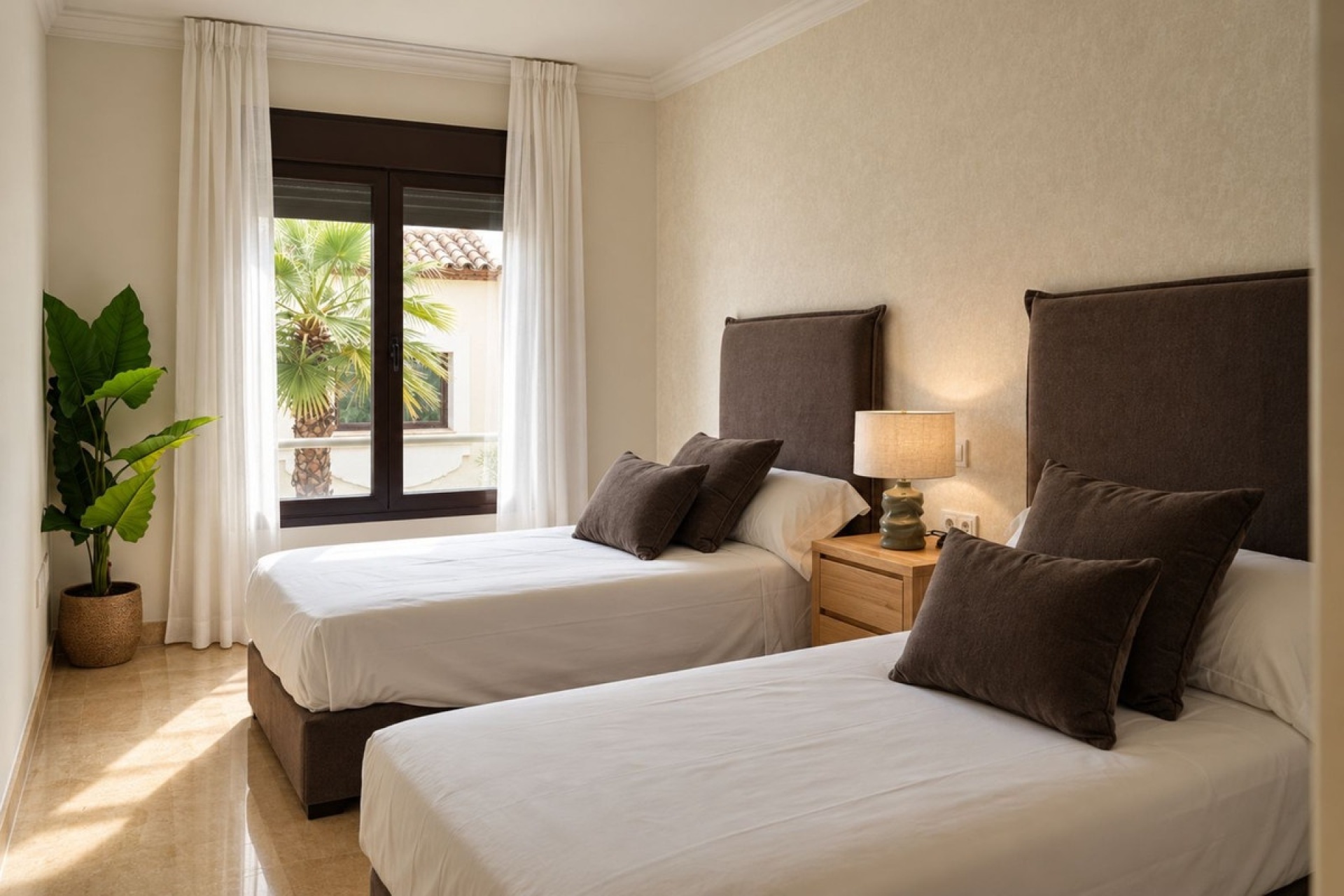 Wiederverkauf - Town house - Estepona - Estepona Centro
