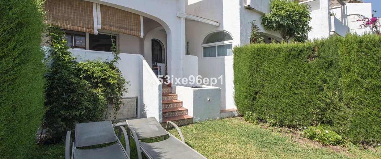 Wiederverkauf - Town house - Estepona - Estepona Centro