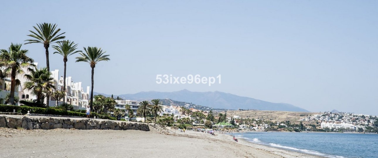 Wiederverkauf - Town house - Estepona - Estepona Centro
