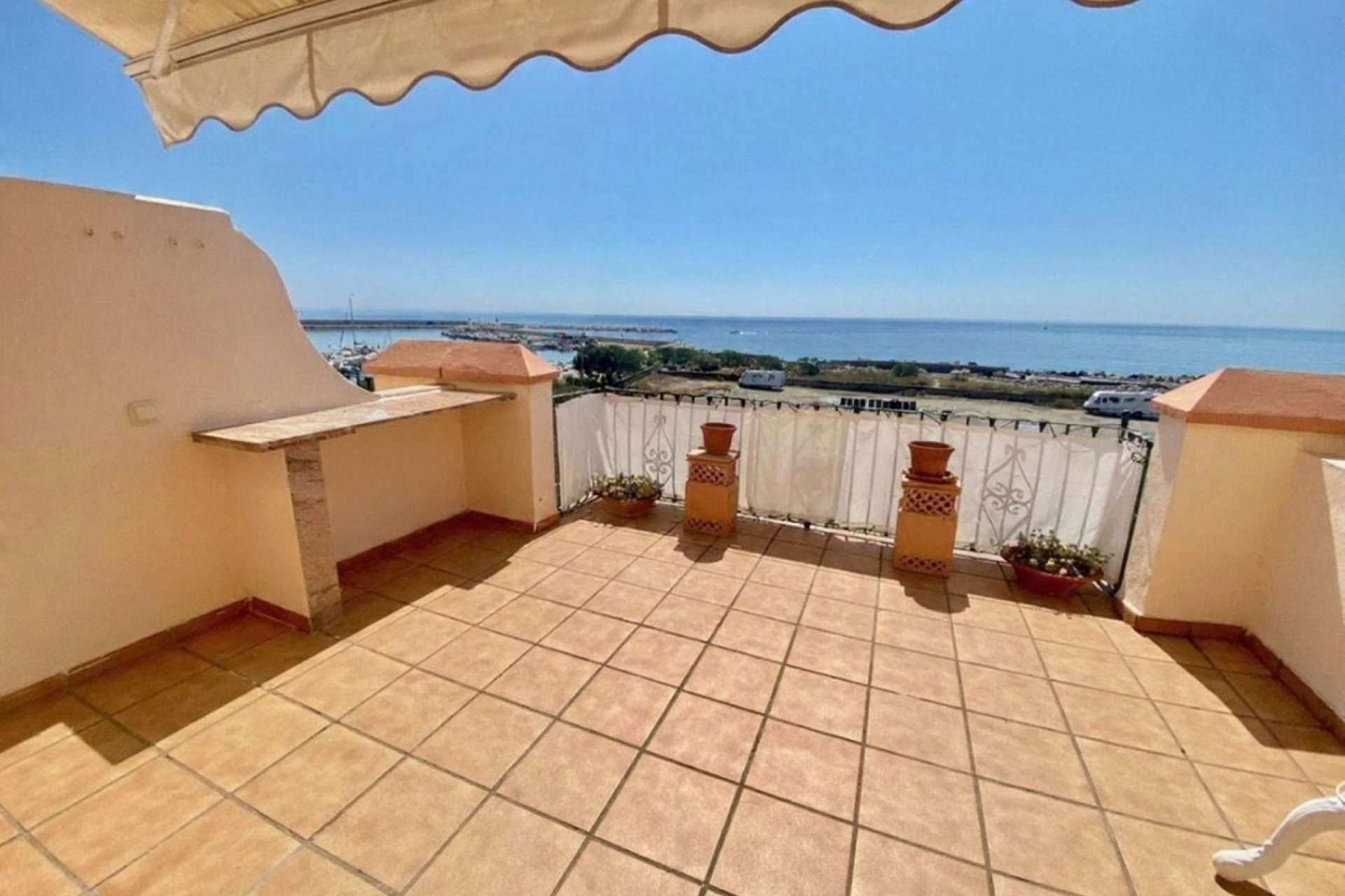 Wiederverkauf - Town house - Estepona - Estepona Centro