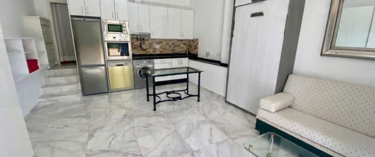 Wiederverkauf - Town house - Estepona - Estepona Centro