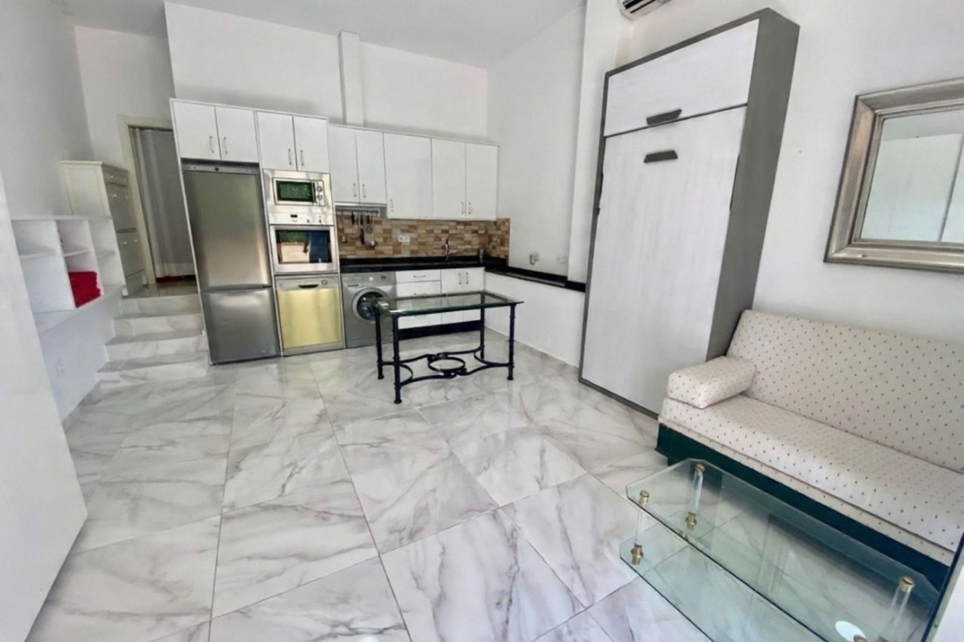 Wiederverkauf - Town house - Estepona - Estepona Centro