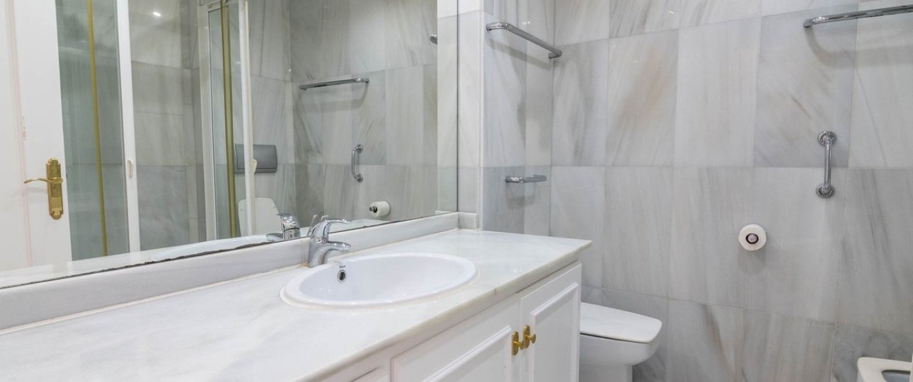 Wiederverkauf - Town house - Estepona - Estepona Centro