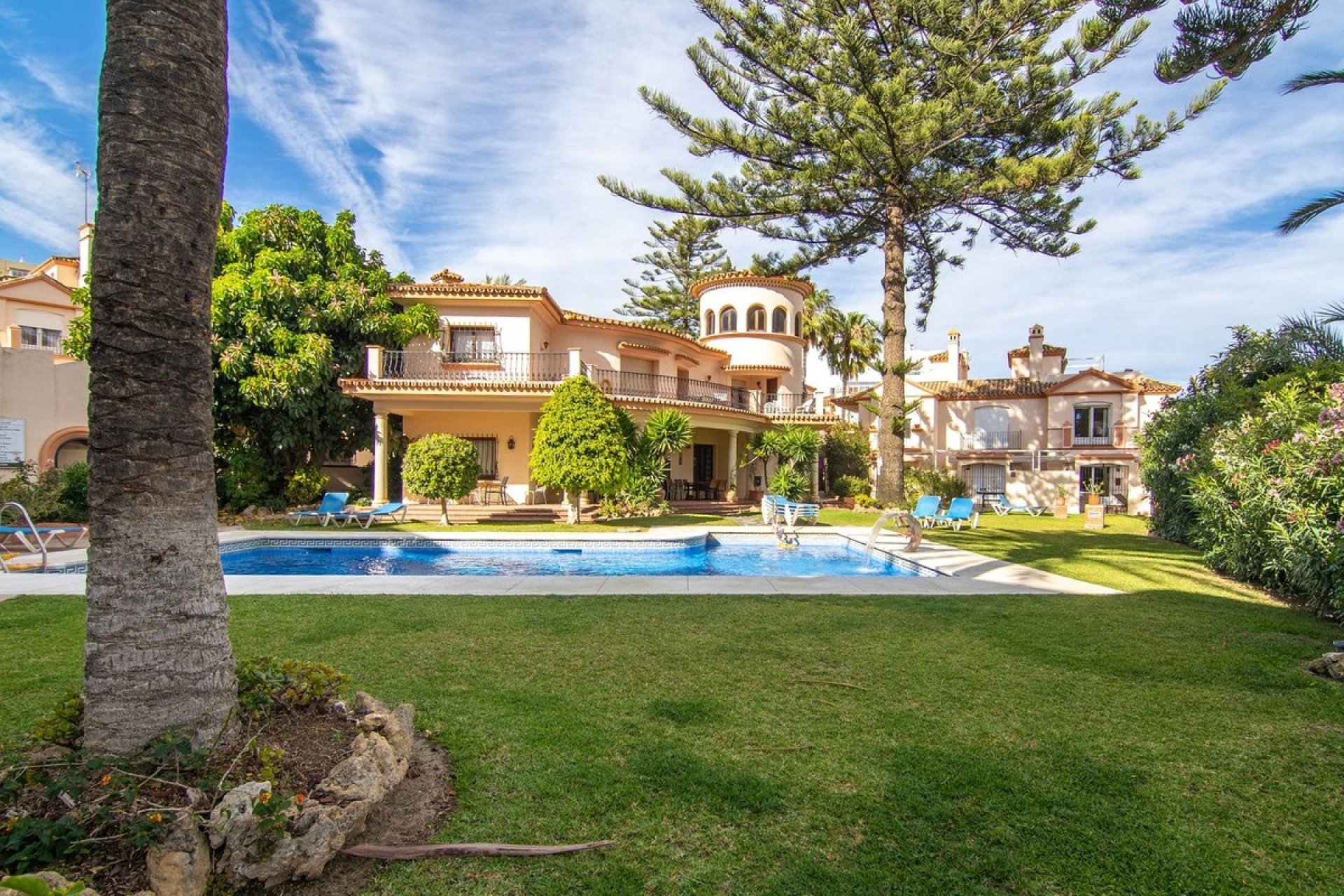 Wiederverkauf - Town house - Estepona - Estepona Centro