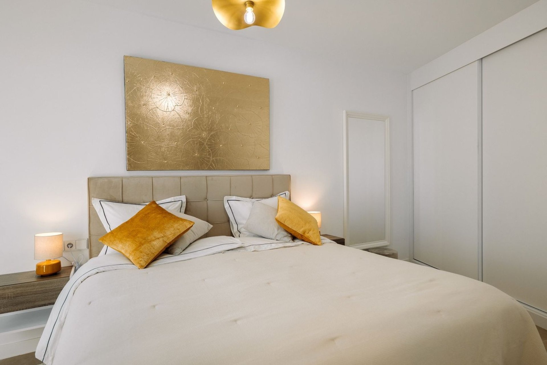 Wiederverkauf - Town house - Estepona - New Golden Mile