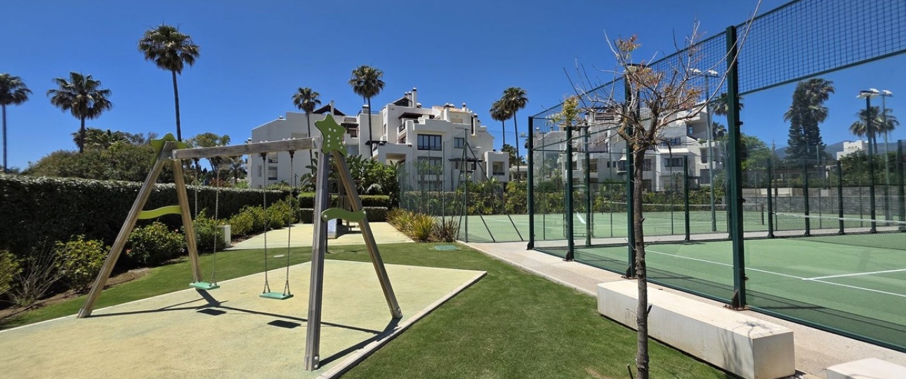 Wiederverkauf - Town house - Estepona - New Golden Mile