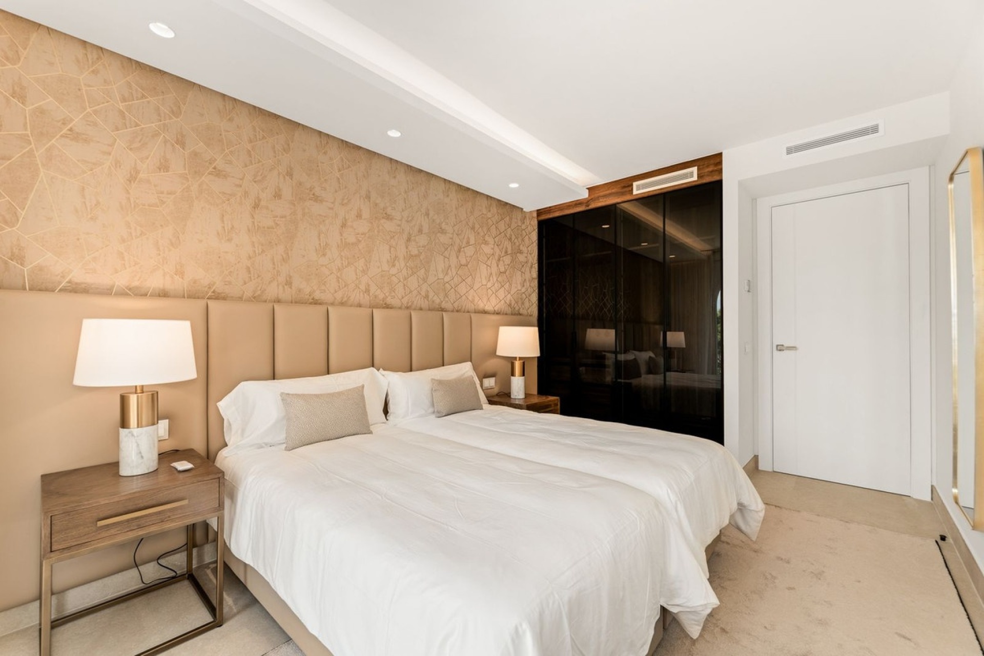 Wiederverkauf - Town house - Estepona - New Golden Mile