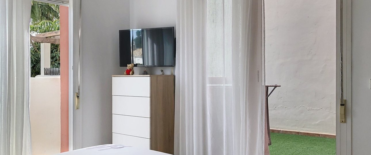 Wiederverkauf - Town house - Estepona - Selwo