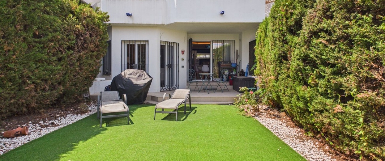 Wiederverkauf - Town house - Estepona - Selwo