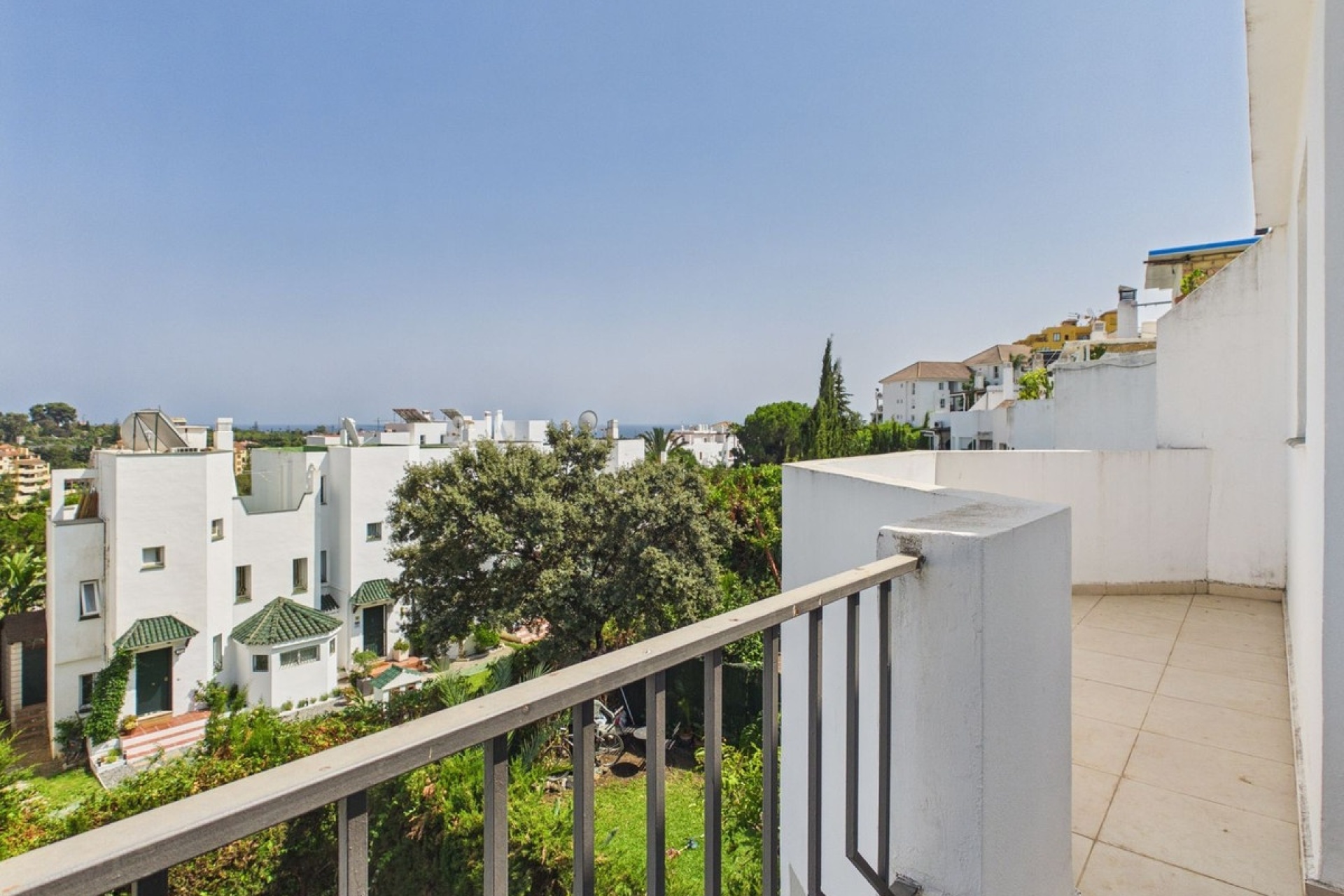 Wiederverkauf - Town house - Estepona - Selwo