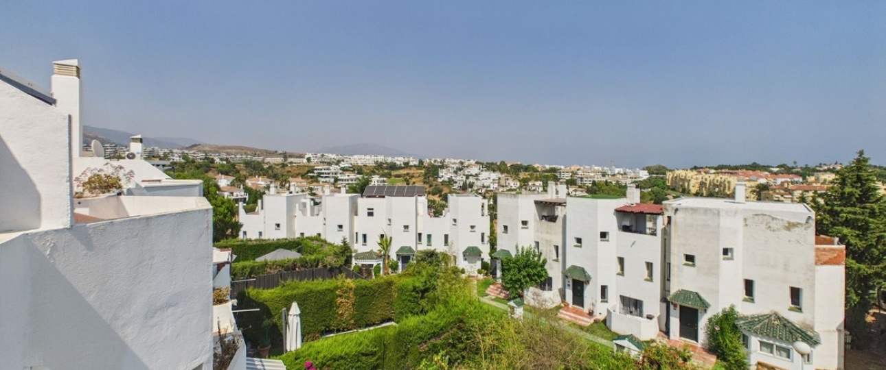 Wiederverkauf - Town house - Estepona - Selwo