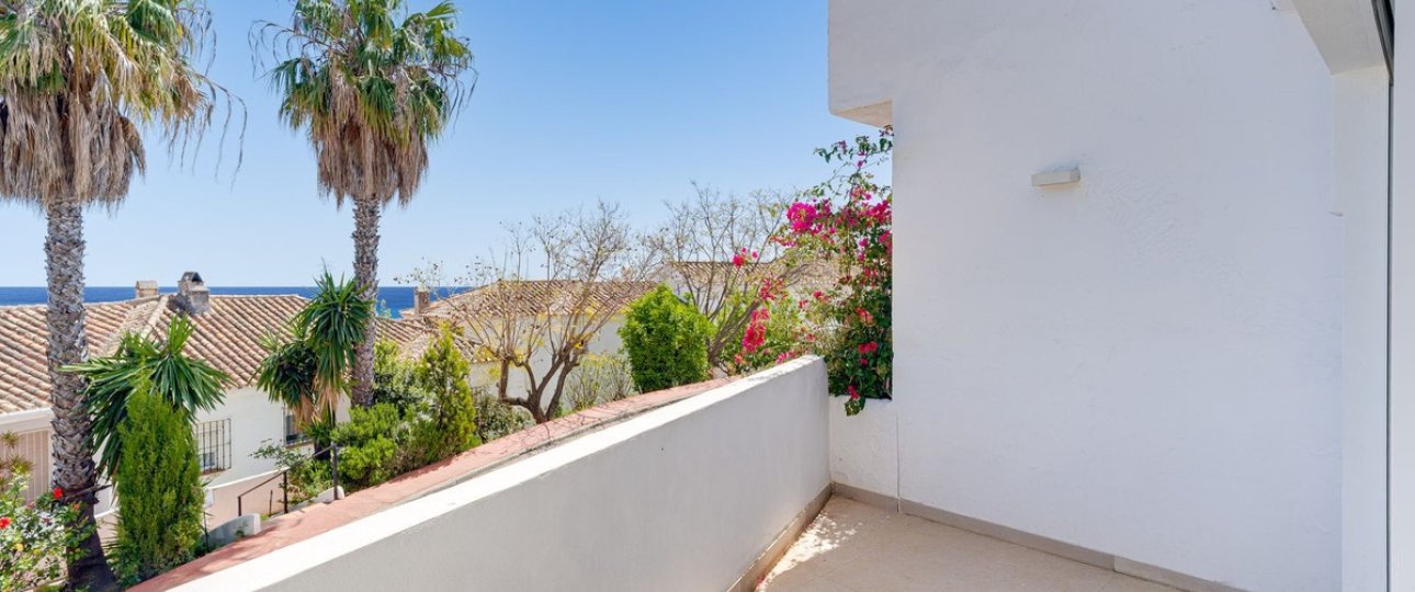 Wiederverkauf - Town house - Marbella - Altos de los Monteros