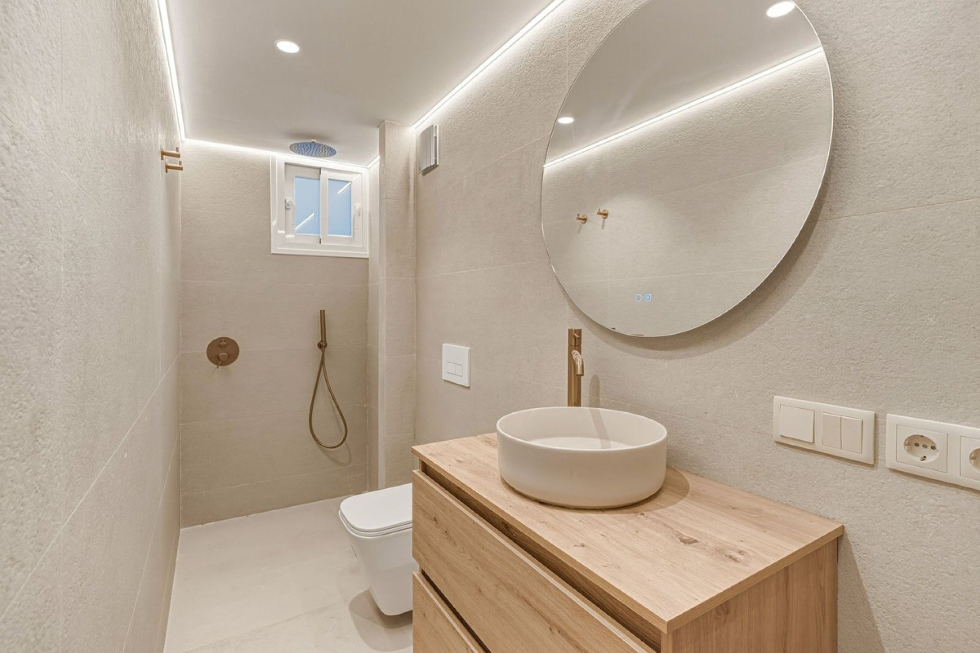 Wiederverkauf - Town house - Marbella - Altos de los Monteros