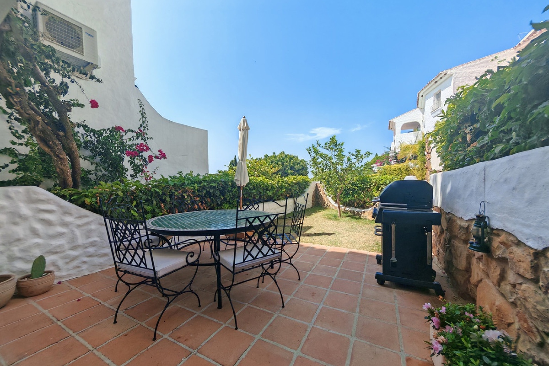 Wiederverkauf - Town house - Marbella - Altos de los Monteros