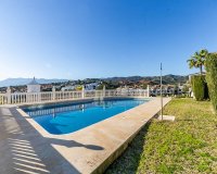 Wiederverkauf - Town house - Marbella - Artola