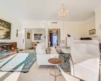 Wiederverkauf - Town house - Marbella - Artola