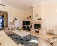 Wiederverkauf - Town house - Marbella - Artola