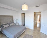Wiederverkauf - Town house - Marbella - Cabopino