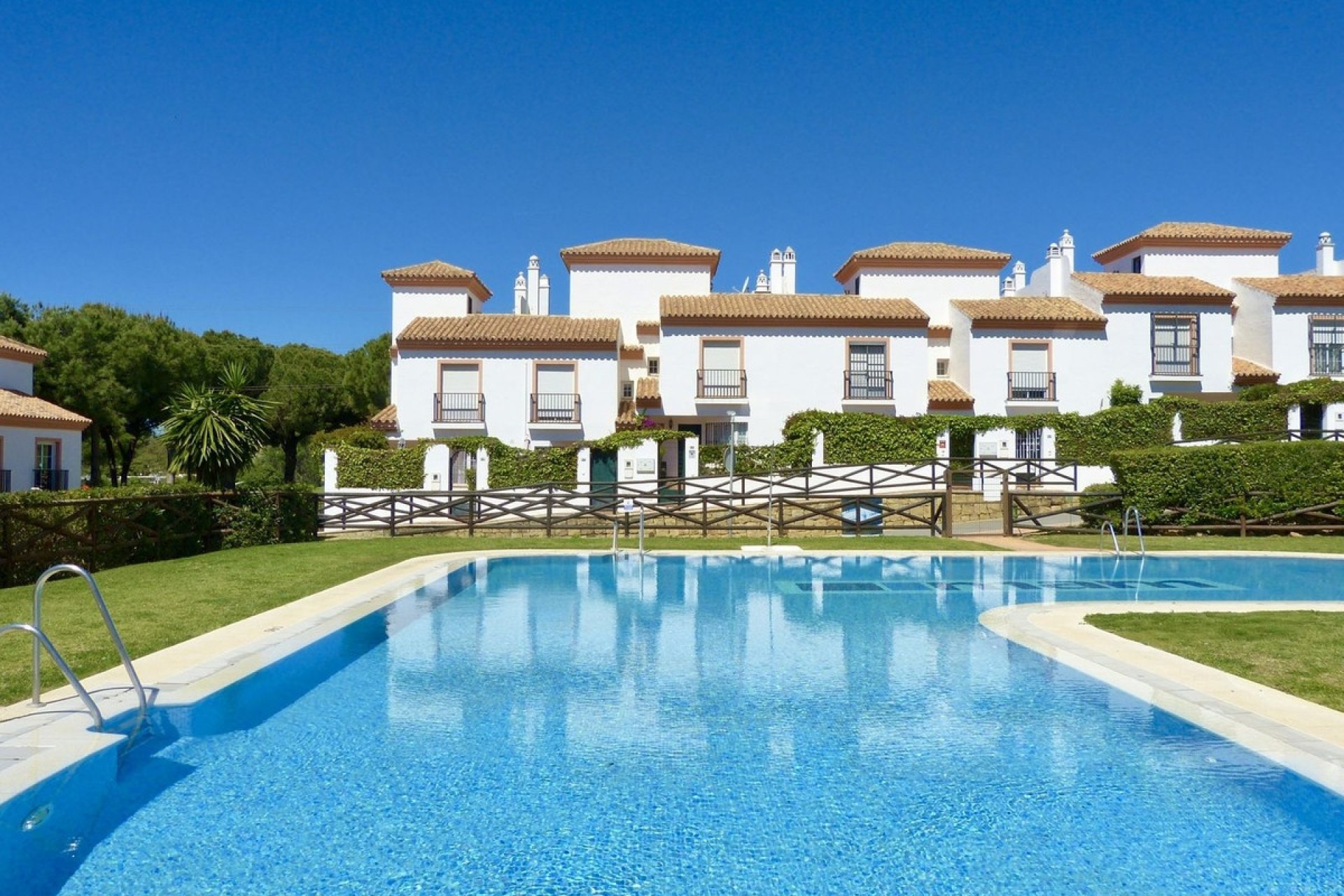 Wiederverkauf - Town house - Marbella - Cabopino