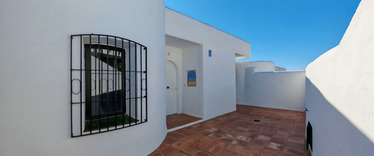 Wiederverkauf - Town house - Marbella - Cabopino