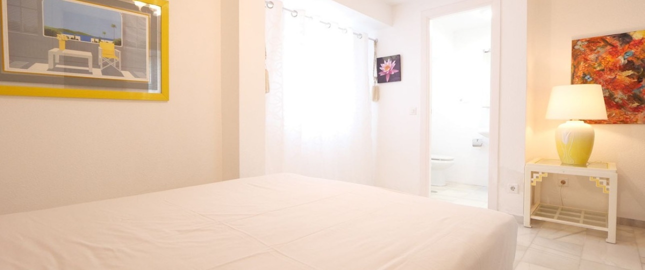 Wiederverkauf - Town house - Marbella - Cabopino