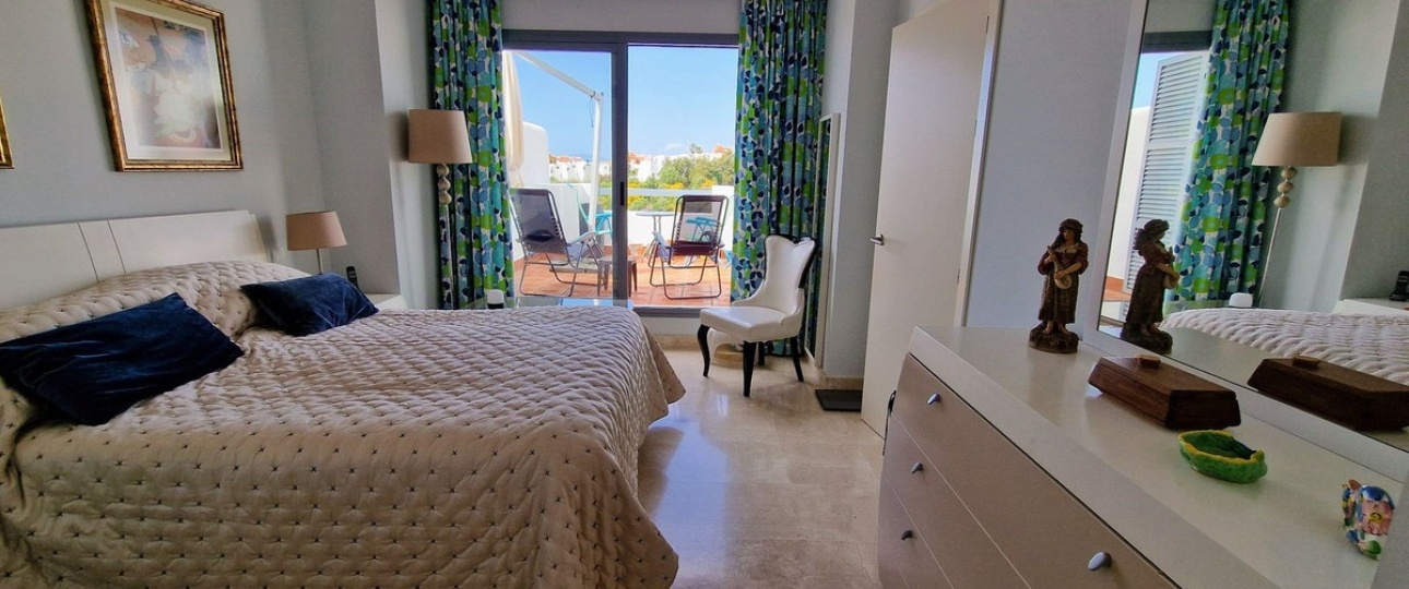 Wiederverkauf - Town house - Marbella - Cabopino