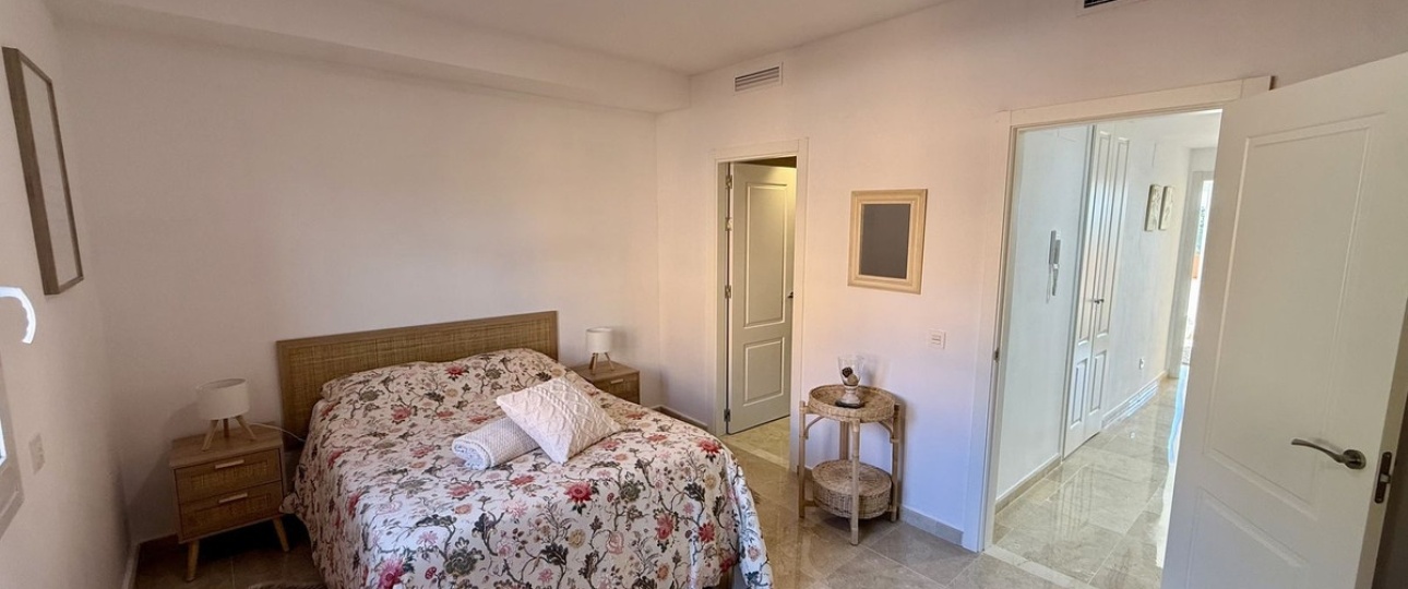 Wiederverkauf - Town house - Marbella - Cabopino