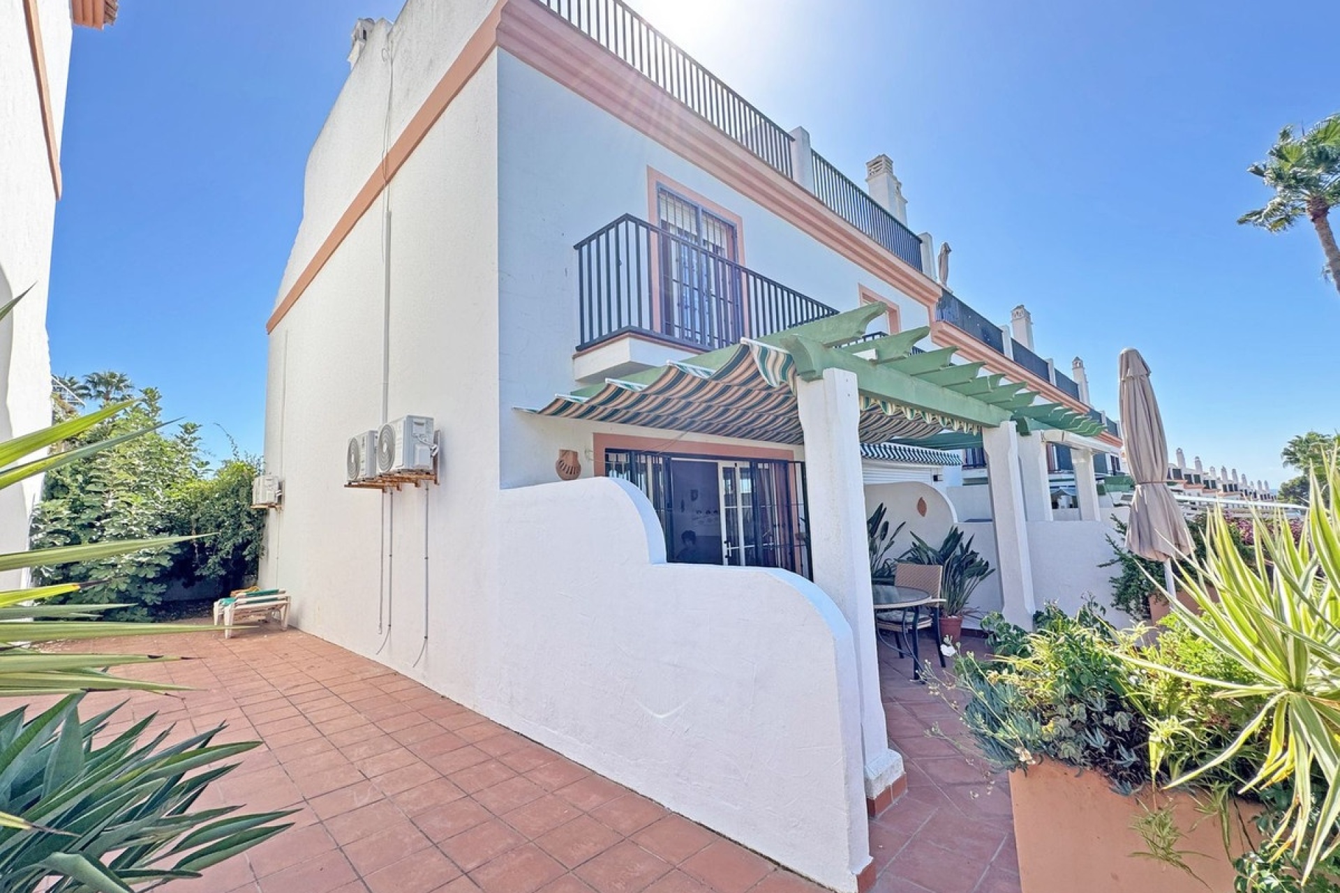 Wiederverkauf - Town house - Marbella - Cabopino