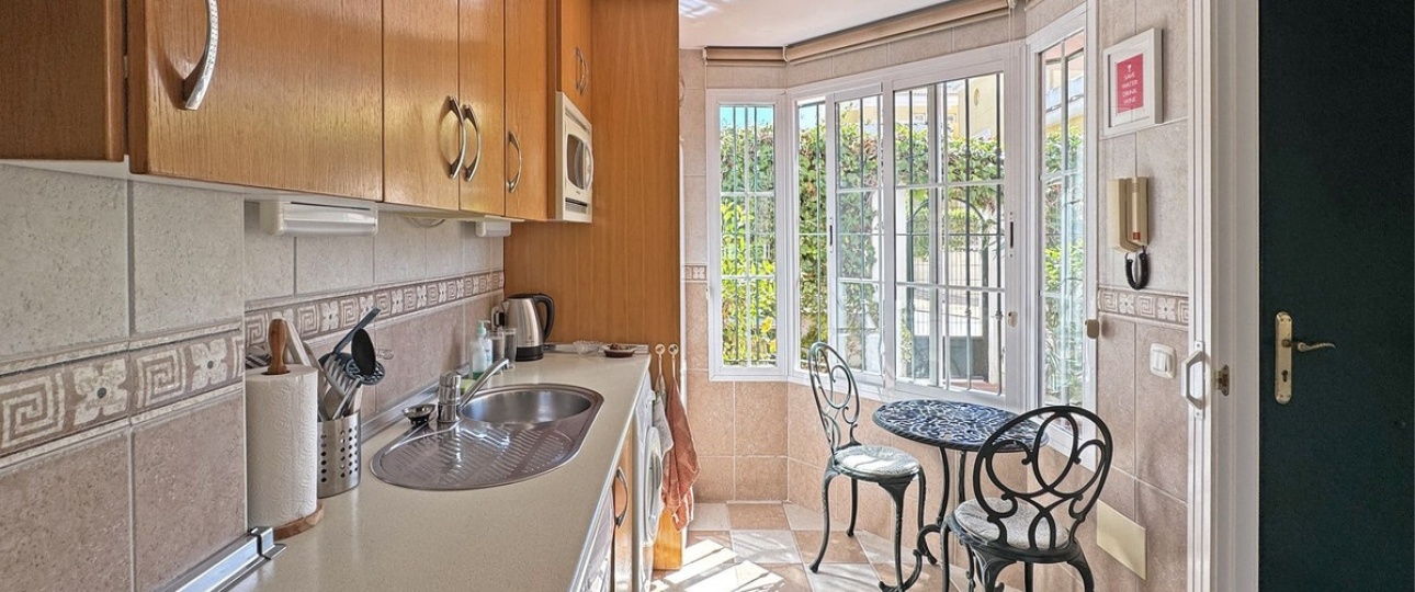 Wiederverkauf - Town house - Marbella - Cabopino