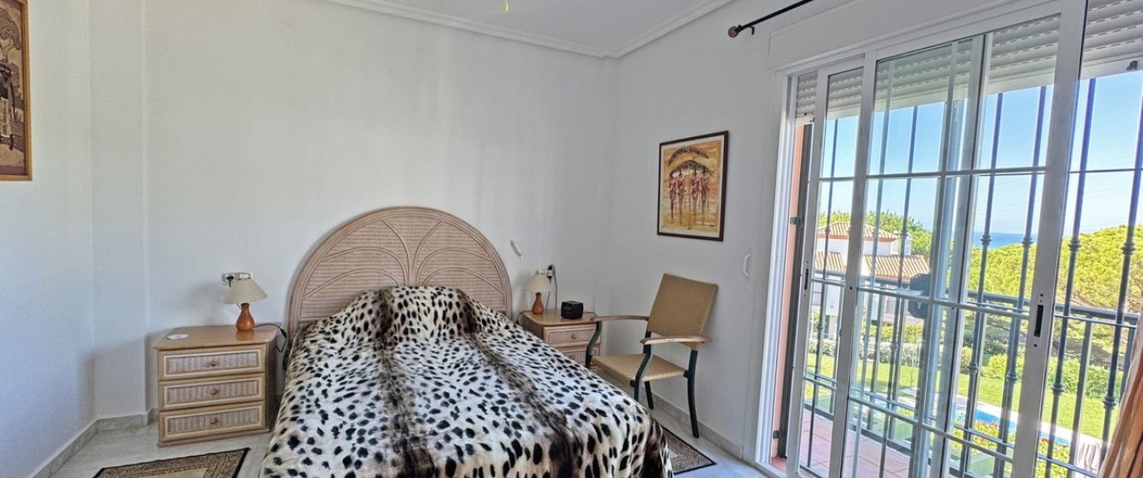 Wiederverkauf - Town house - Marbella - Cabopino