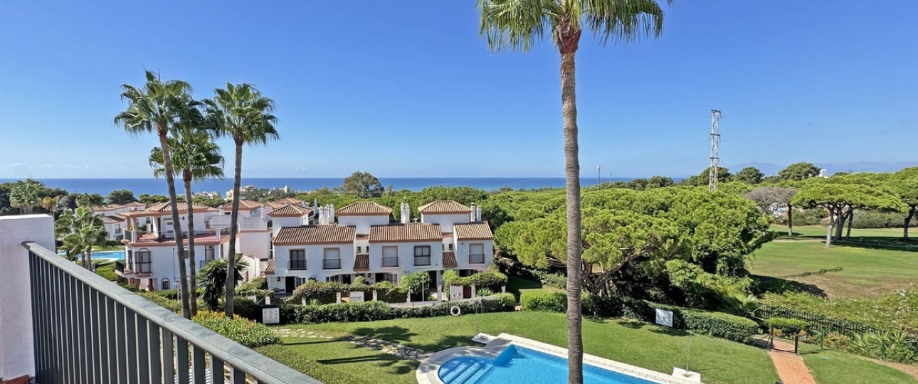 Wiederverkauf - Town house - Marbella - Cabopino