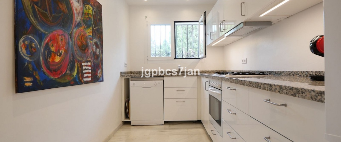 Wiederverkauf - Town house - Marbella - Cabopino
