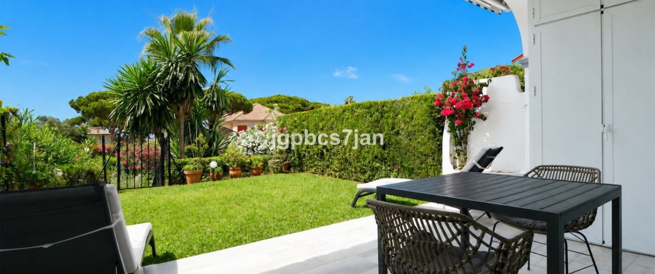 Wiederverkauf - Town house - Marbella - Cabopino