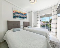 Wiederverkauf - Town house - Marbella - Cabopino
