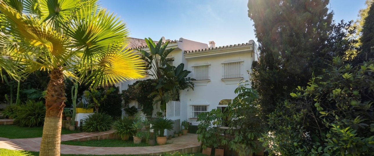 Wiederverkauf - Town house - Marbella - Cabopino