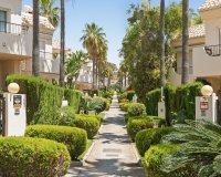 Wiederverkauf - Town house - Marbella - Costabella