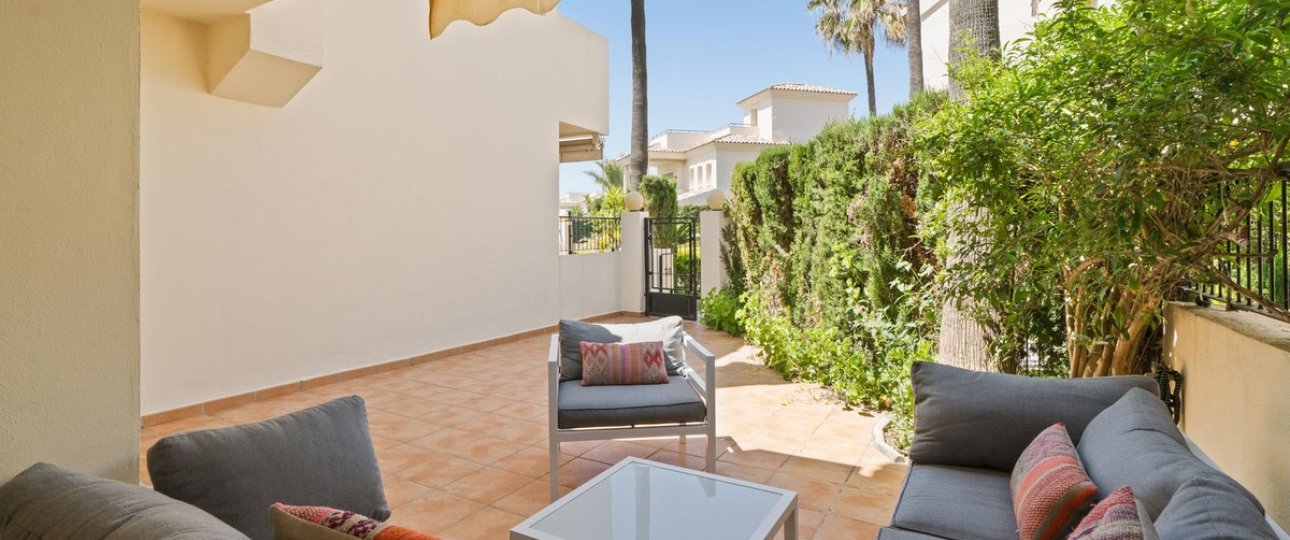 Wiederverkauf - Town house - Marbella - Costabella