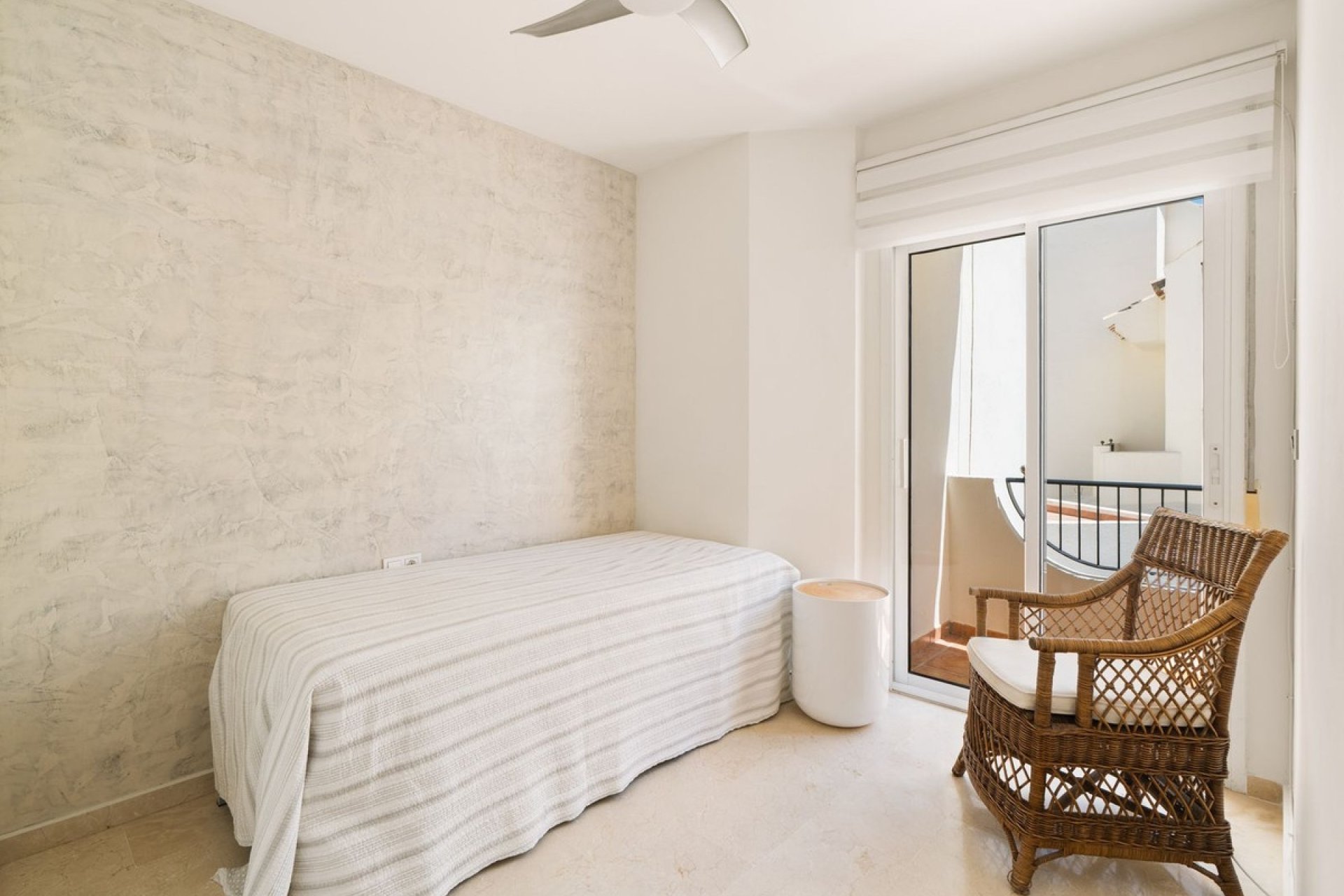 Wiederverkauf - Town house - Marbella - Costabella