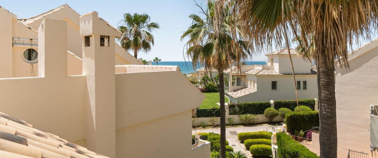 Wiederverkauf - Town house - Marbella - Costabella